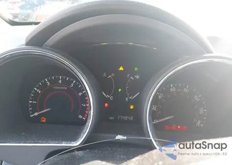 2012 Toyota Highlander Base V6 из США, поврежденный, VIN 5TDBK3EH5CS122454